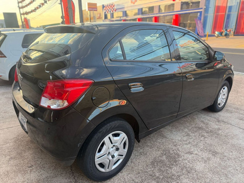Chevrolet Onix ONIX HATCH LT 1.0 8V FlexPower 5p Mec.