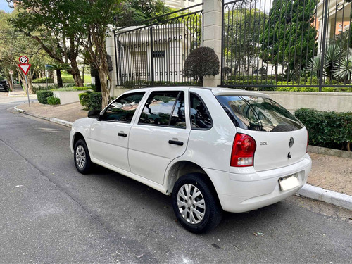 Imagem 3 de 8 de Volkswagen Gol 2014 1.0 Total Flex 5p