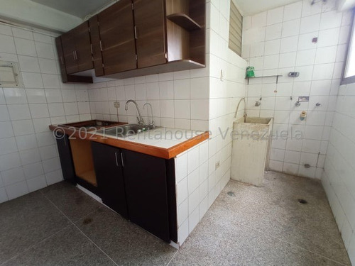 Imagen 20 de 30 de Apartamento En Venta Centro Este De Barquisimeto, Económico, Servicio Eléctrico Contante. Código 23-7839 Mz
