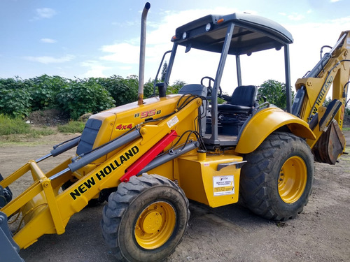 Retroexcavadora New Holland B90b Año 2008 Doble Tracción 4x4