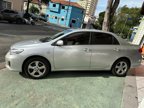 Toyota Corolla 1.8 16v Gli Flex Aut. 4p