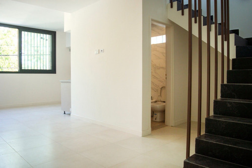 Imagen 3 de 19 de Venta - Departamento Zona Centro - Luján - 2 Ambientes