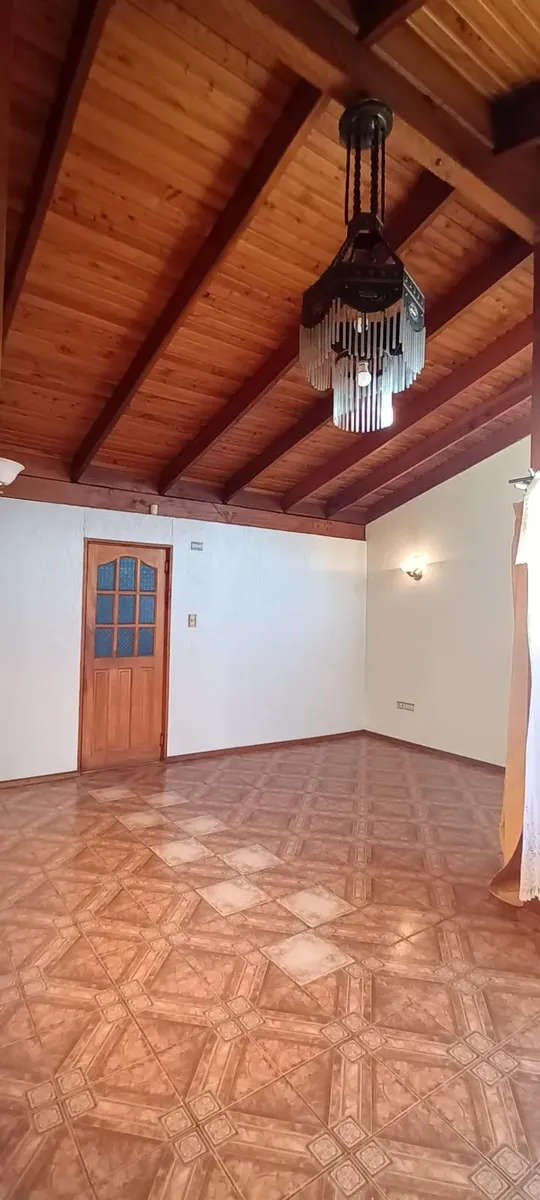 Imagen 4 de 11 de Venta De Gran Casa Ubicada En El Centro De Mulchen, Cercana