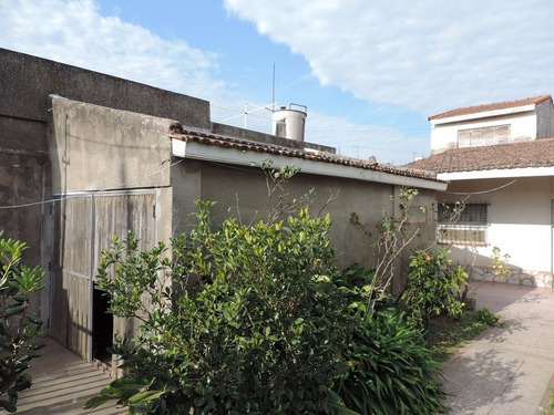 Venta Berazategui, Casa 3 Dor, 2 Baños,garage Y Lote Libre