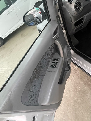 Fiat Grand Siena 1.6 16v Essence Flex Dualogic 4p