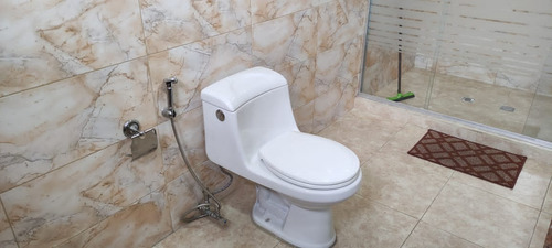 Imagen 13 de 14 de Casa En Venta Urbanizacion El Toro Maracay / 04265330106 / 04166437900
