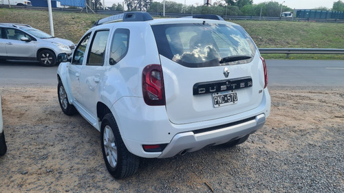 Imagen 15 de 23 de Renault Duster 2.0 4x2 Privilege