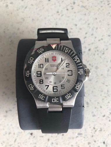 Reloj Victorinox Swiss Army  Summit Xlt Gent 