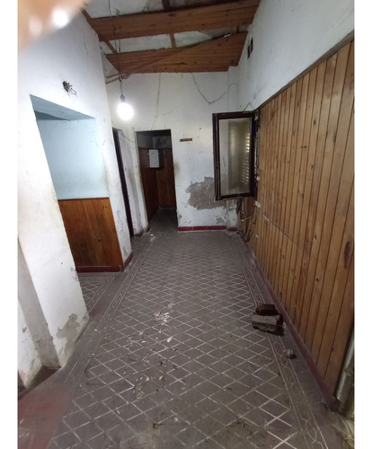 Lote 218m Con Casa A Reciclar