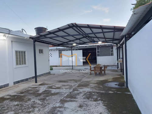 Imagen 8 de 9 de Mk Inmobiliaria Vende Casa Con Galpón En Prolongación De Av. Aragua, La Morita I.