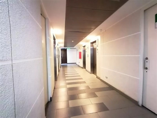 Se Vende Oficina 3p 2b Metro San Alberto Hurtado