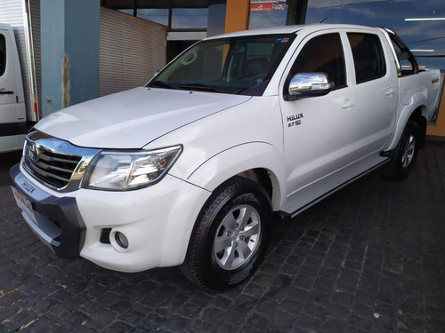 Imagem 1 de 8 de Toyota Hilux 2.7 Srv 4x4 Cd 16v Flex 4p Automático