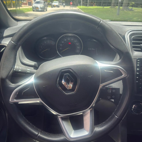Renault Logan 1.6 Zen