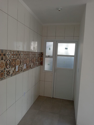 Imagem 2 de 6 de Casa Com 2 Dormitórios À Venda, 43 M² Por R$ 170.000 - Vila Fátima - Cachoeirinha/rs - Ca1431