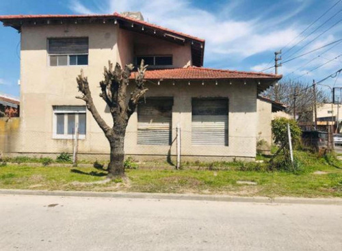 Casa En Venta - Berisso