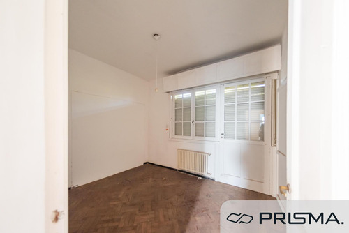 Casa - 4 Dorm - Cofico. Apta Credito