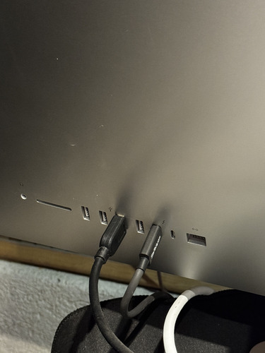 iMac 5k 2020 I7 8núcleos Raedon Pro 5500xt 1 Tb 32gb Ram (Usado)