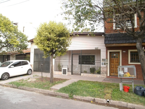Imagen 2 de 14 de Casa 3 Ambientes Sobre Lote De 8,66 X 21,69