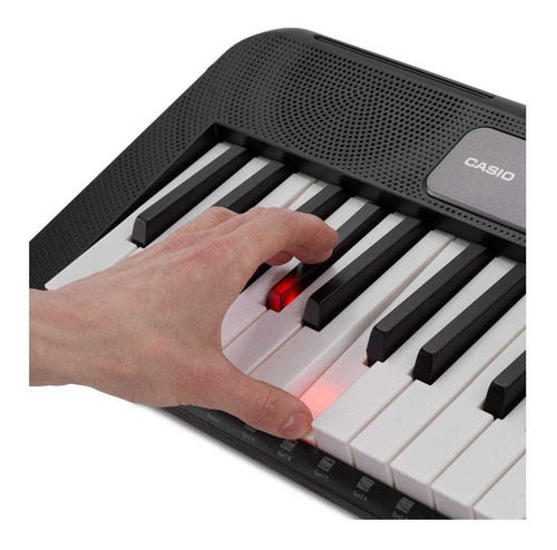 Imagen 2 de 3 de Teclado musical Casio Key Lighting LK-S250 61 teclas negro