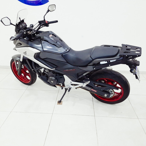 Imagem 8 de 9 de Honda Nc 750 2017 35mil Km