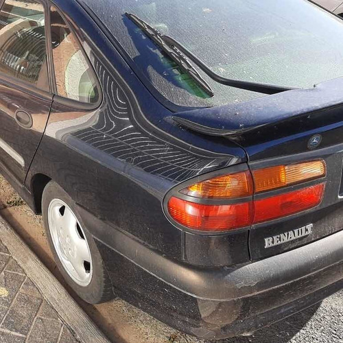 Renault Laguna 1999 3.0 V6 4p