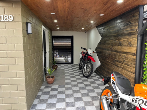 Casa 3 Dormitorios 2 Baños