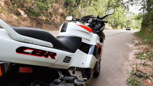 Imagem 4 de 10 de Honda Cbr 1000f