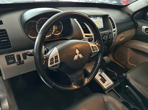 Mitsubishi Pajero Dakar 3.2 HPE 4X4 7 LUGARES 16V TURBO INTERCOOLER DIESEL 4P AUTOMÁTICO