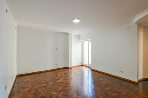 Imagen 2 de 12 de Departamento De 2 Dormitorios En Venta En El Centro De Rosario
