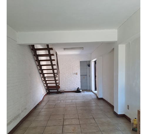 Jm Se Alquila Amplia Y Cómoda Casa