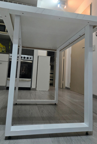 Mesa Blanca Estilo Marmol Laqueada 70 X 100 Blanco Blanco (Usado)