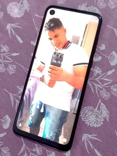 Motorola One Vision
