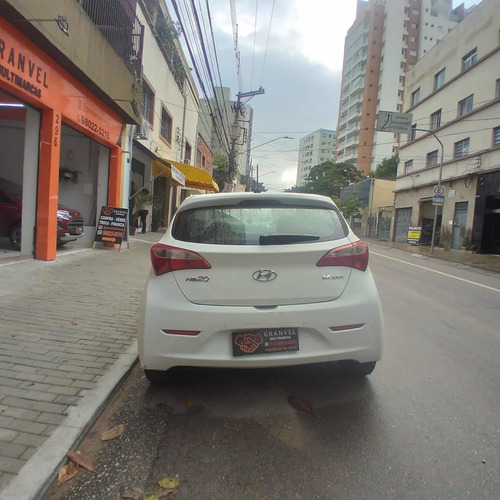 Imagem 14 de 25 de Hyundai Hb20 2015 1.6 Copa Do Mundo Flex 5p