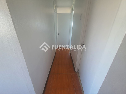 Departamento En Venta De 2 Dorm. En Pedro Aguirre Cerda