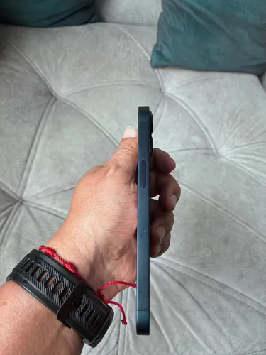 iPhone 13 En Excelente Estado, Funcionando Perfectamente. (Usado)