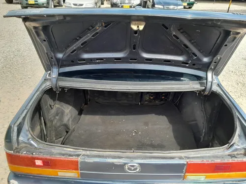 Mazda 323 1.3 Nei