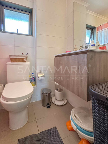 Casa En Venta De 3 Dorm. En Concepción