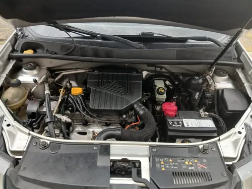 Renault Logan 1.6 Authentique