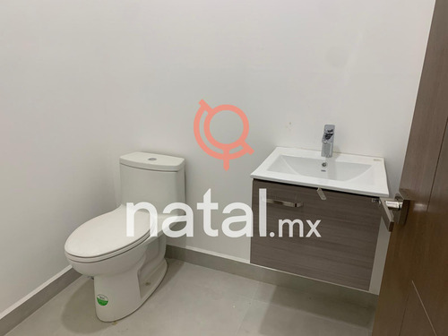 Consultorio En Renta Por Doctors Hospital Balcones De Galerias Monterrey
