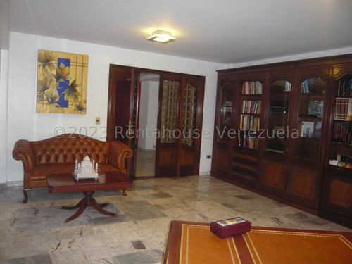 Casa En Venta En Macaracuay Mls #24-2577 Yf