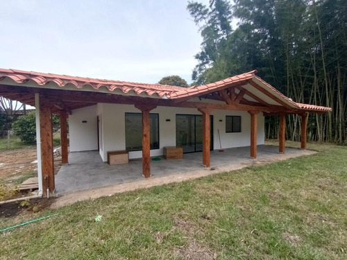 Espectacular Casa Campestre En Venta En Santuario