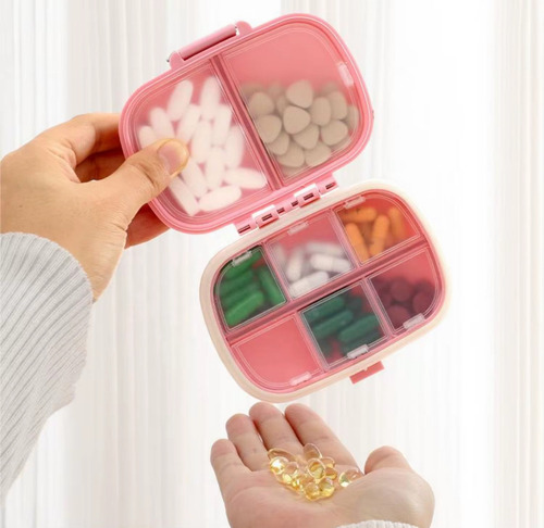 Pastillero Organizador Portátil Con Divisiones Color Verde Lima