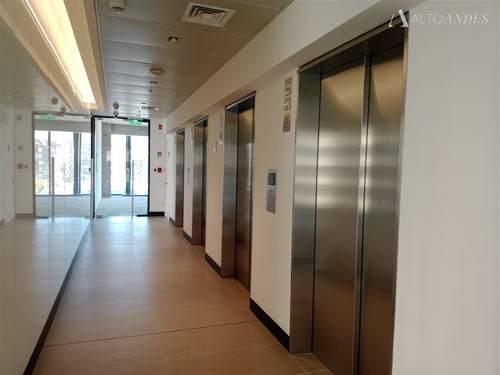 Oficina En Arriendo En Vitacura