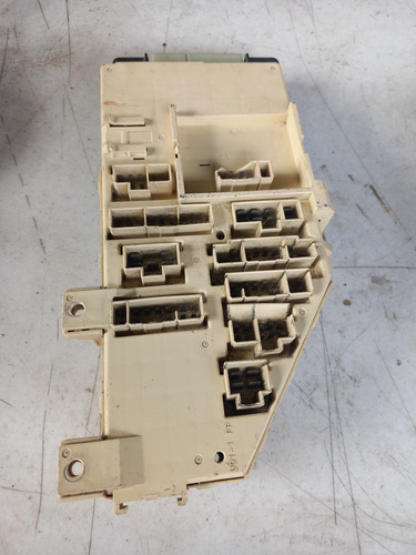 Modulo Caja De Fusibles Bcm Cirrus Stratus 01-06 #561 (Usado)