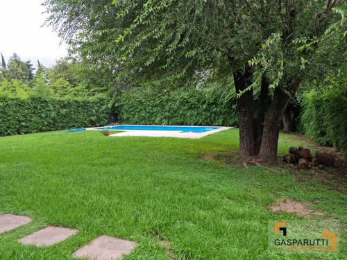 Imagen 2 de 17 de Casa En Venta 5 Ambientes Con Pileta En Septiembre!
