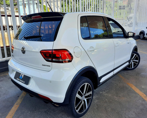 Volkswagen Fox 1.6 MSI PEPPER 16V FLEX 4P AUTOMATIZADO