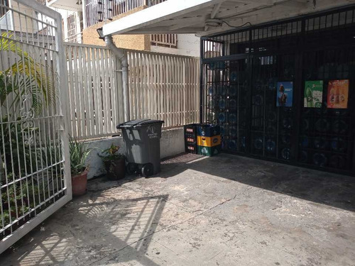 Imagen 4 de 8 de Se Vende Local 100m2/ Chacao/bello Campo. 8065
