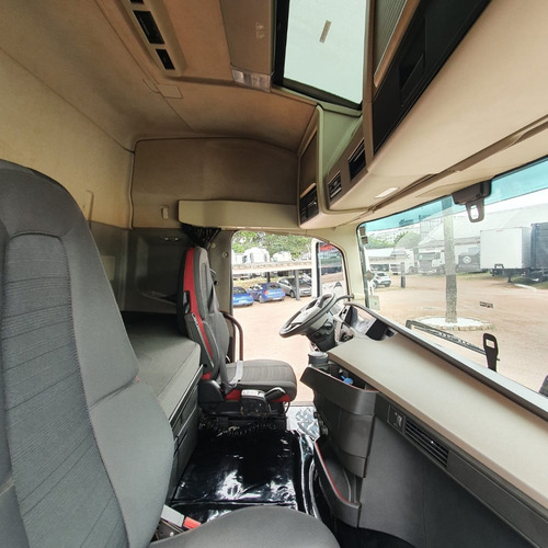 Imagem 11 de 15 de Caminhão 540 Volvo Fh540 Cavalo Traçado 6x4 Overdrive 2018
