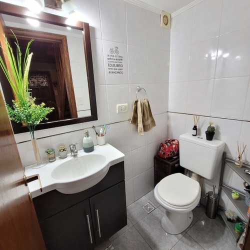 Imagen 28 de 30 de Duplex 3 Ambientes En Dos Plantas Con Patio, Impecable Estado, Los Pinares