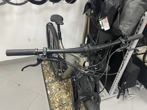 Bicicleta Scott Spark Full 12 V Sram R29talla M Doblesuspens (Usado)